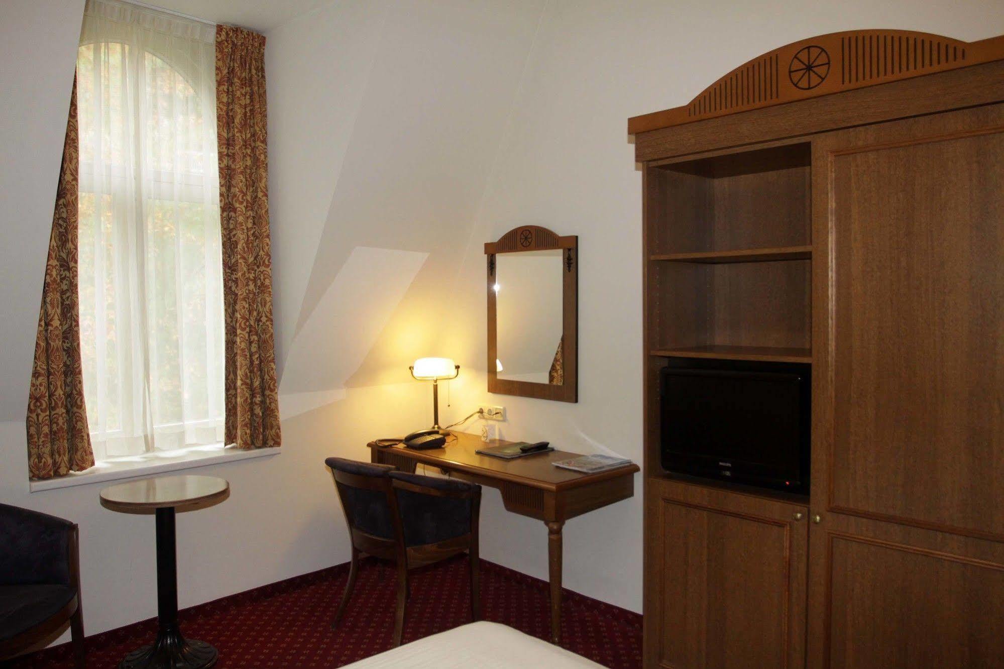 Hotel Courage Неймеген Экстерьер фото