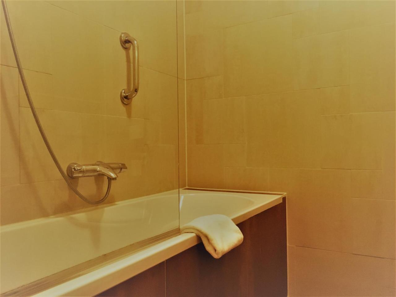 Hotel Courage Неймеген Экстерьер фото